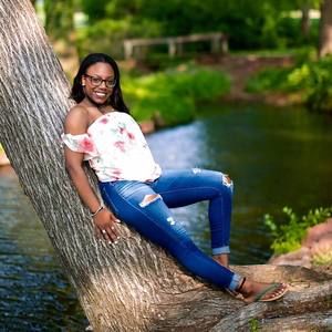 Meet your Posher, Kori